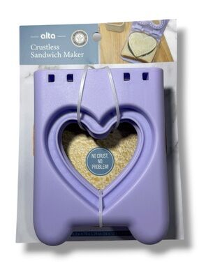 alta Crustless Sandwich Maker - Lavender Heart Cutter